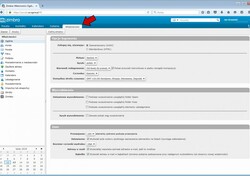 Po udanym zalogowaniu się do systemu Zimbra należy wybrać opcję Właściwości.

Opcje znajdują się w postaci fiszek w g&oacute;rnym pasku na niebieskim tle bezpośrednio pod logiem systemu Zimbra.